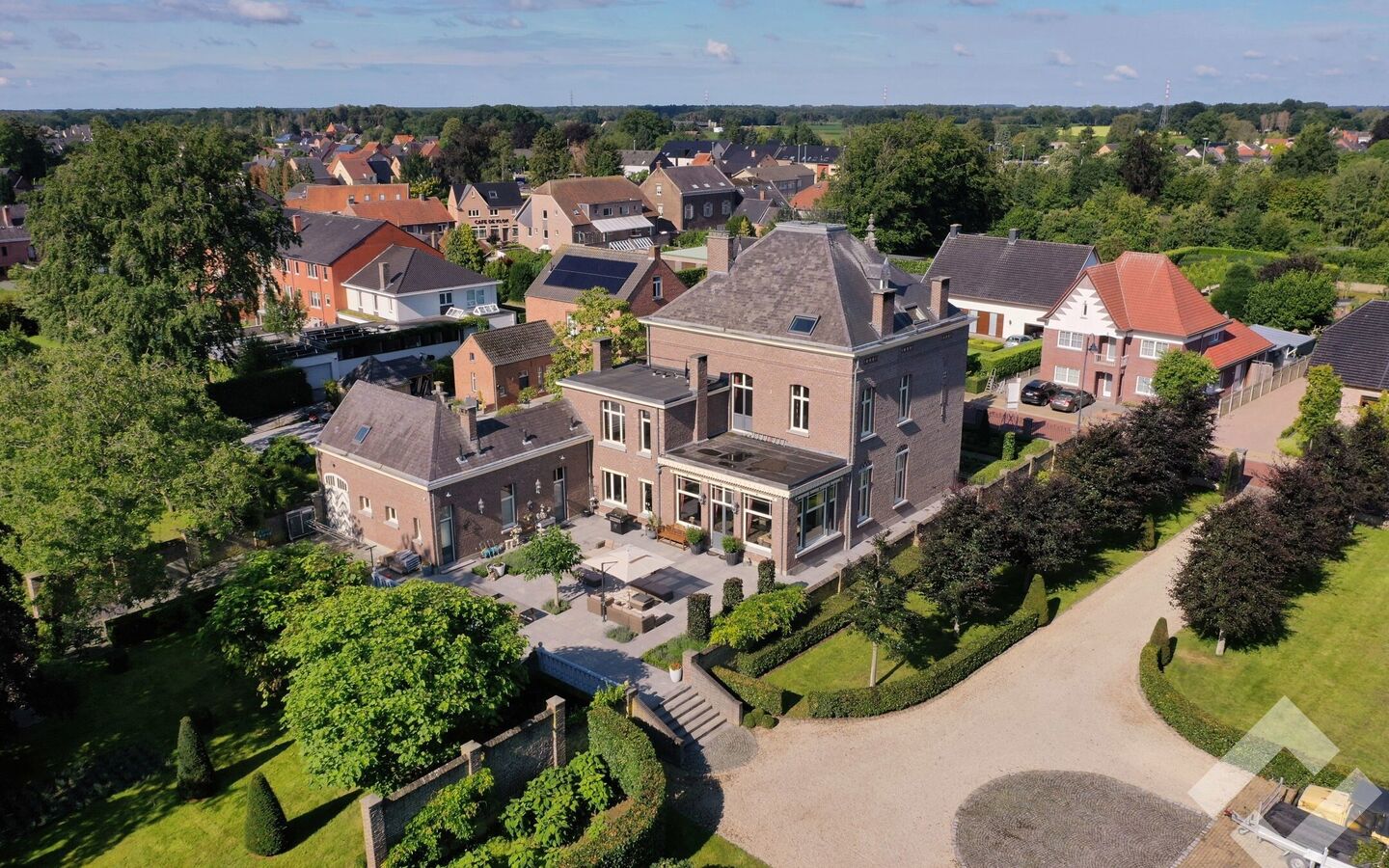 Villa te koop in Neerpelt