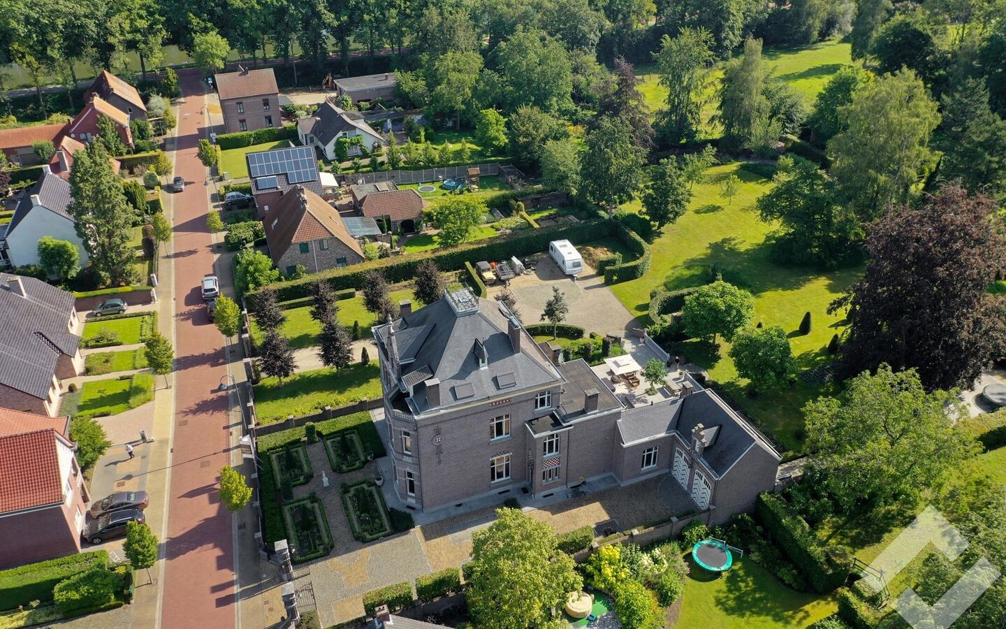 Villa te koop in Neerpelt